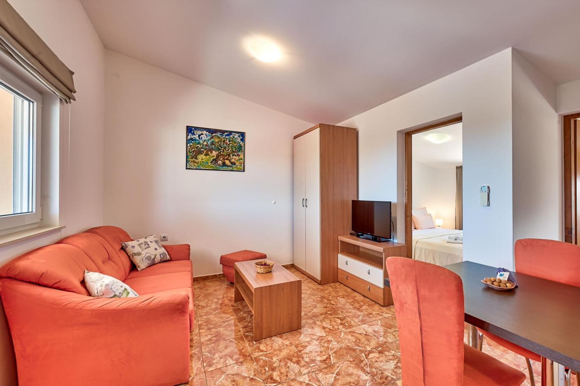 Teuta Apartments - A Beach And A Sea View Peroj Zewnętrze zdjęcie