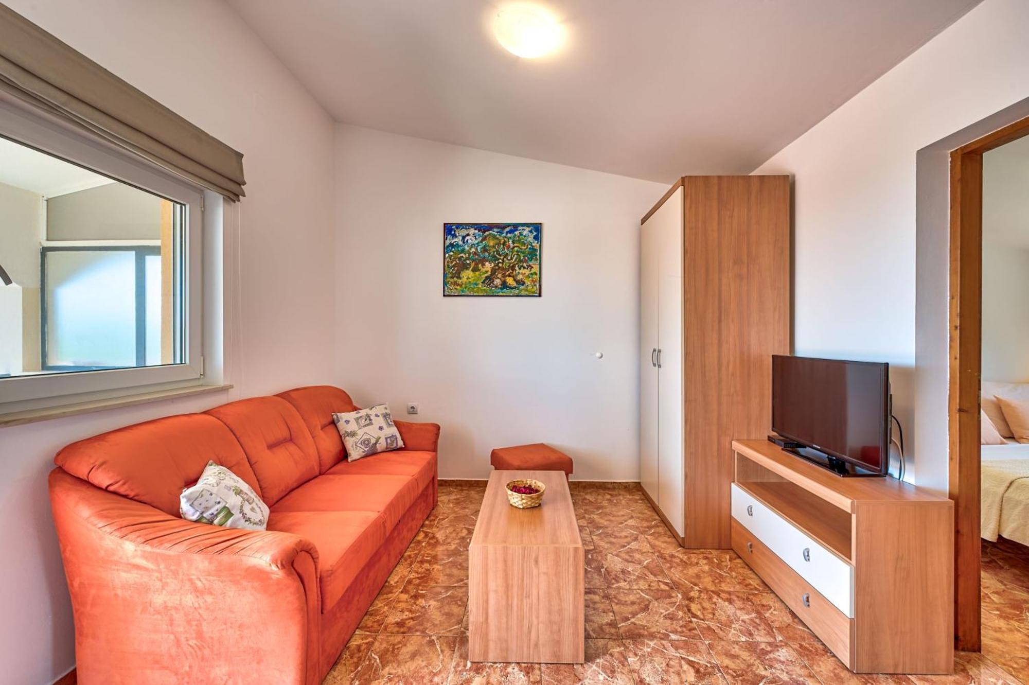 Teuta Apartments - A Beach And A Sea View Peroj Zewnętrze zdjęcie